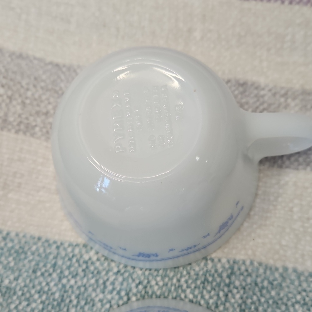 PYREX Floral Teacup Set - Picture 12 of 14